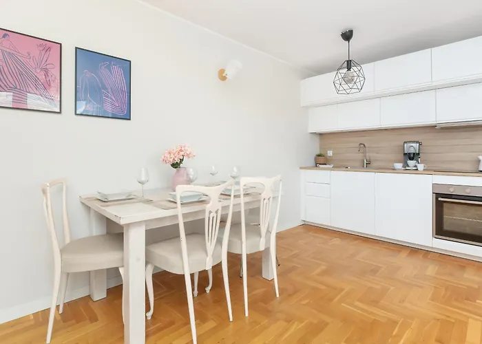 Апартаменты Jasny I Elegancki W Sopocie By Renters Сопот